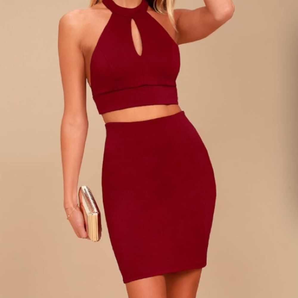 gorgeous maroon two piece